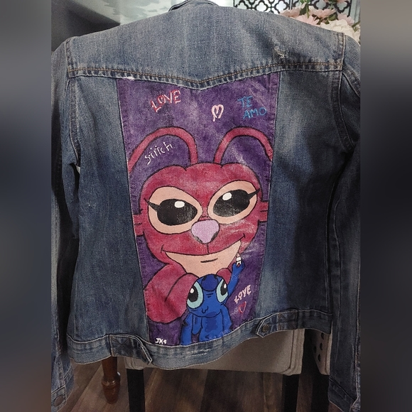 Size L jeans jackets new (only use for picture) - Picture 1 of 2
